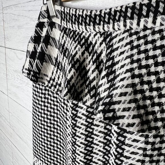 Zara Skirt Womens Size Large Black & White Tweed Plaid Ruffle Houndstooth Pencil - Picture 9 of 14